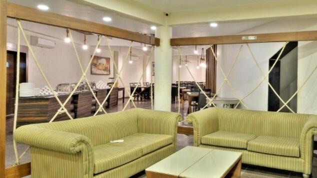 Om Sanctuary Resort By Pinks Hospitality Rupāwati Exterior foto